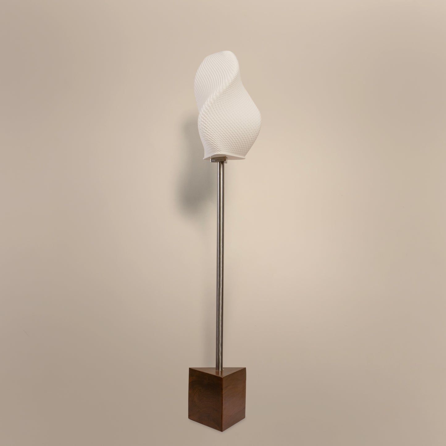 Serpe Floor Lamp